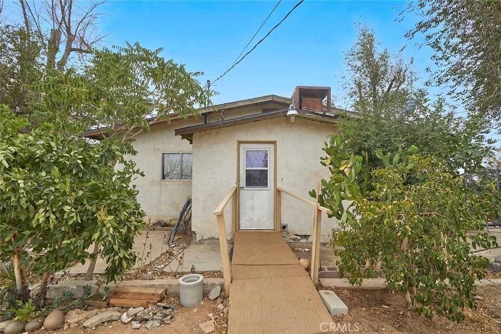 16830 Sunset Dr, Victorville, CA 92395 - photo 1