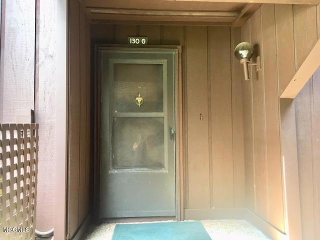 130 molokai ext front
