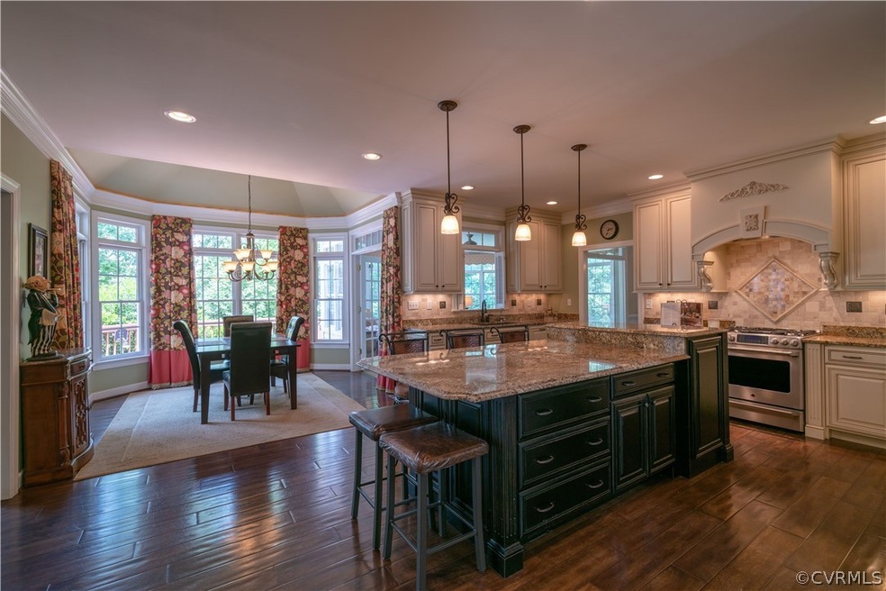 Chef-inspired custom built Kitchen!