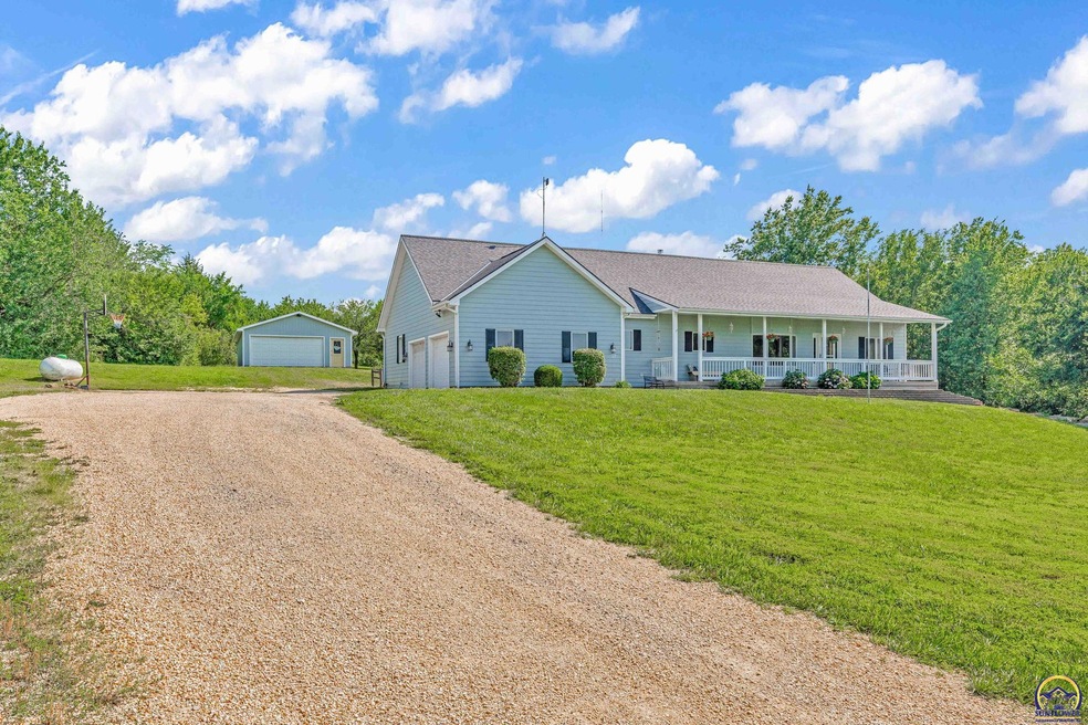 12211 SW 57th St, Topeka, KS 66610 - photo 1