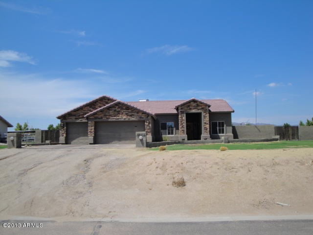 25414 W Riverside Street 001