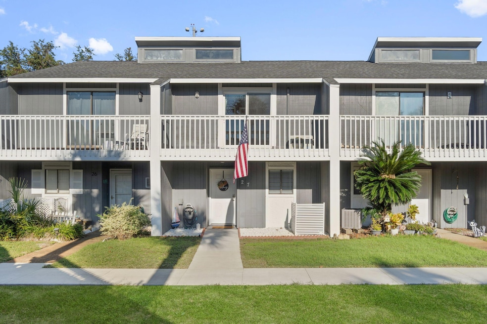 Sold $226,829 • Co-Listing Agent