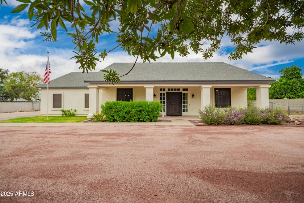 7110 N 177th Ave, Waddell, AZ 85355 - photo 1