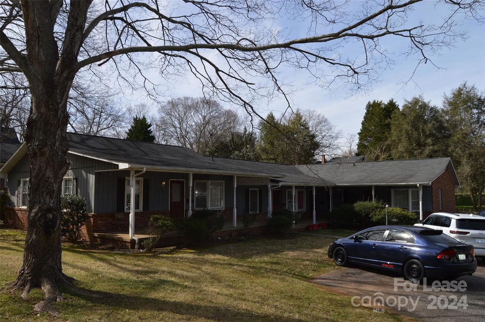 221 Kelly St unit 3, Statesville, NC 28677 - photo 1