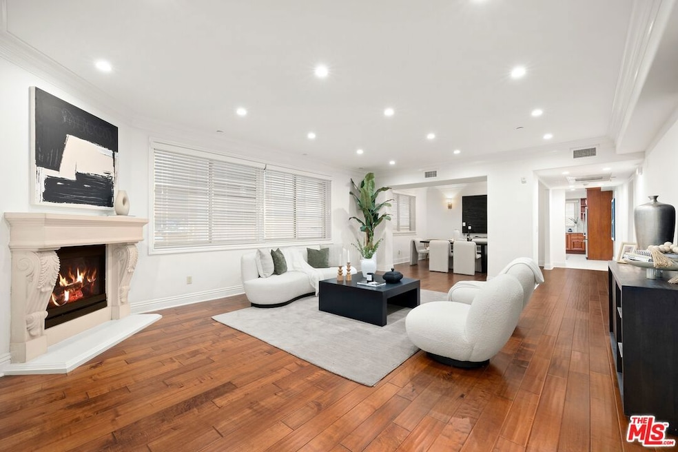 11749 Goshen Ave unit 102, Los Angeles, CA 90049 - photo 1