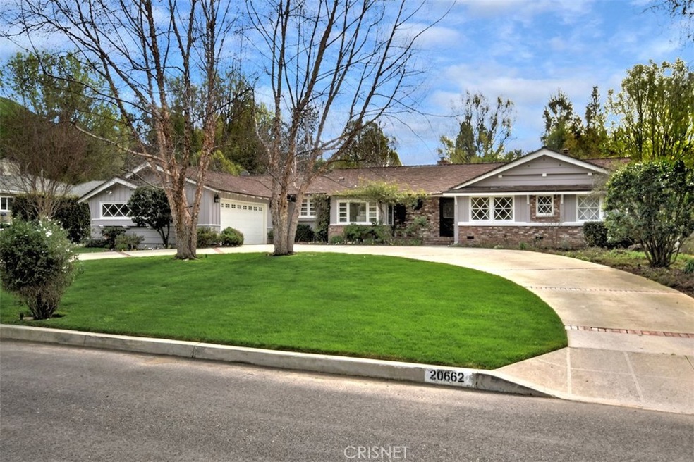 20662 De la Guerra St, Woodland Hills, CA 91364 - photo 1