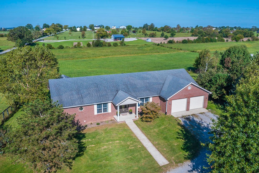 577 Paradise Camp Rd, Harrodsburg, KY 40330 - photo 1