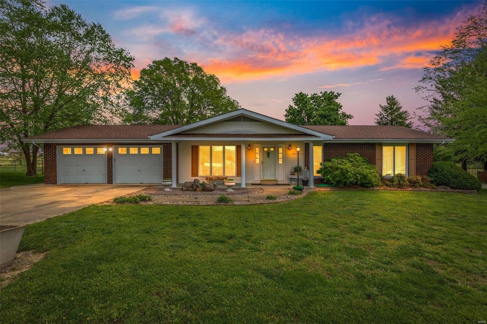 2608 Wycliff Dr, Farmington, MO 63640 - photo 1