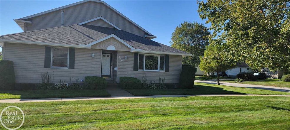 350 Garfield St, Port Huron, MI 48060 - photo 1