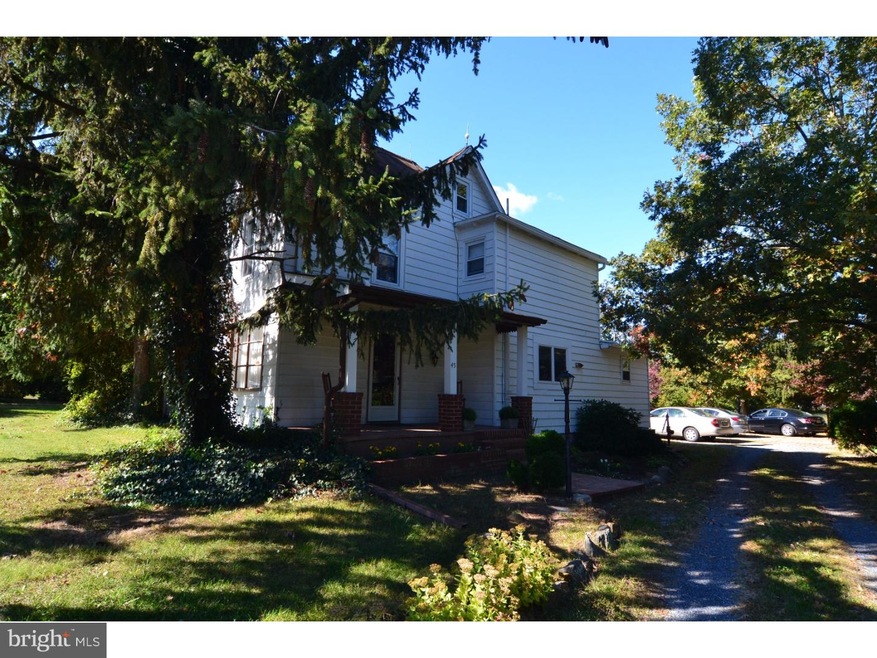 45 W Taunton Rd, Berlin, NJ 08009 - photo 1