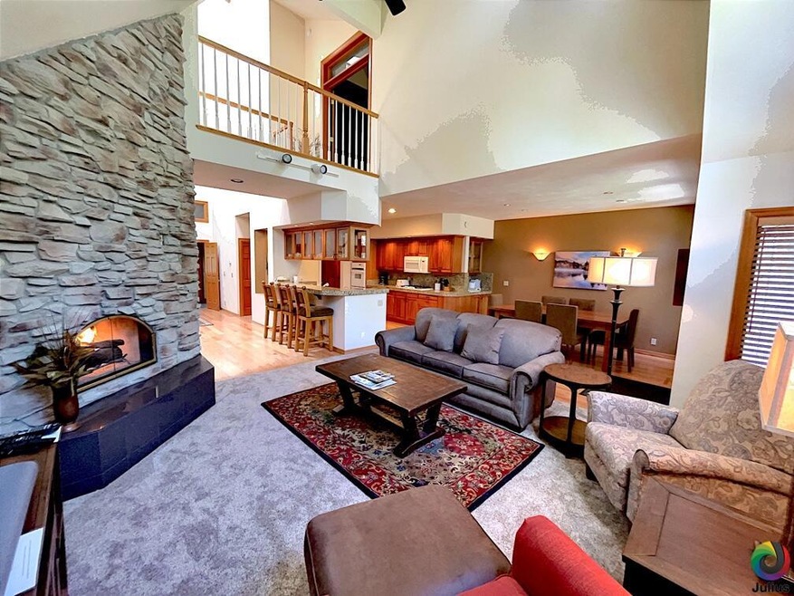 #18 - Living Room