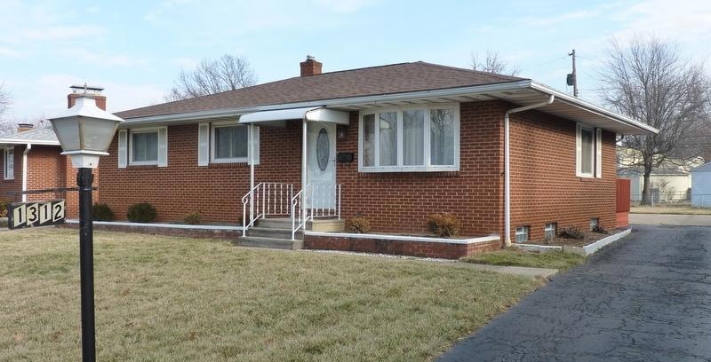 1312 Fowler Dr, Columbus, OH 43224 - photo 1