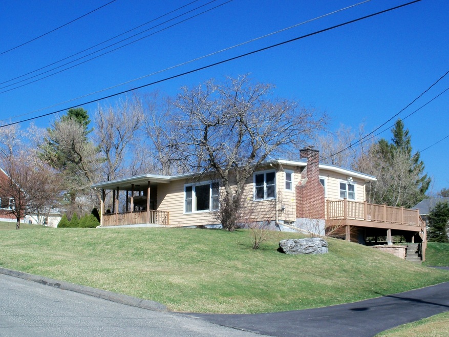 72 Franklin St, Pittsfield, MA 01201 - photo 1