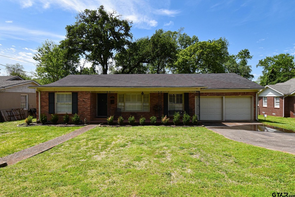 1919 S Sneed Ave, Tyler, TX 75701 - photo 1