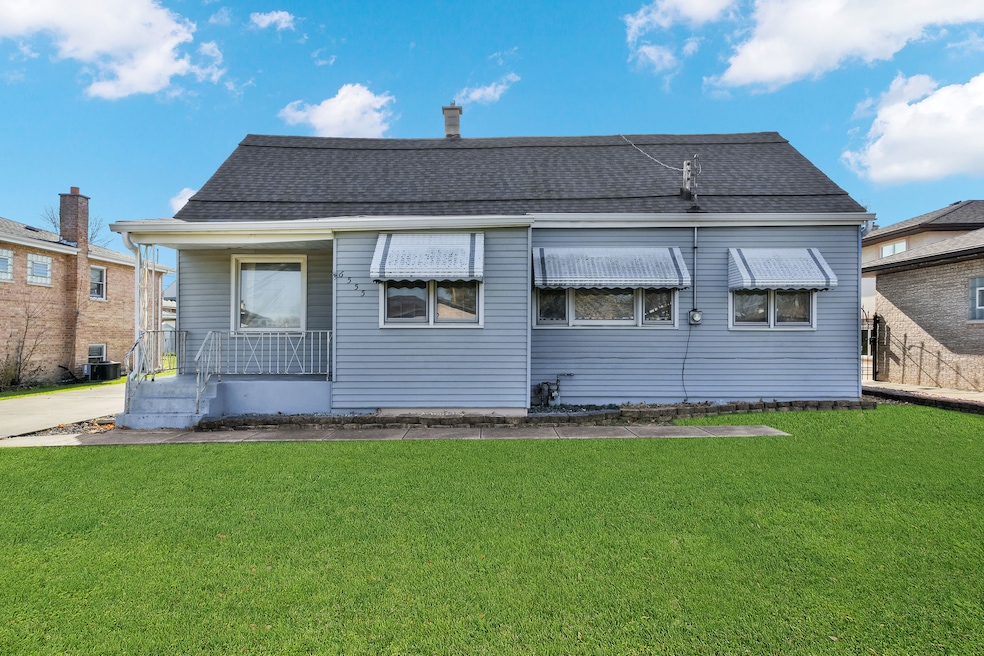 unlisted-address, Burbank, IL 60459 - photo 1