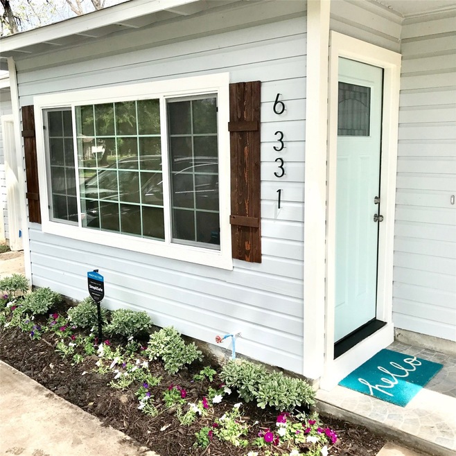 6331 Sherwood Dr, Houston, TX 77021 - photo 1