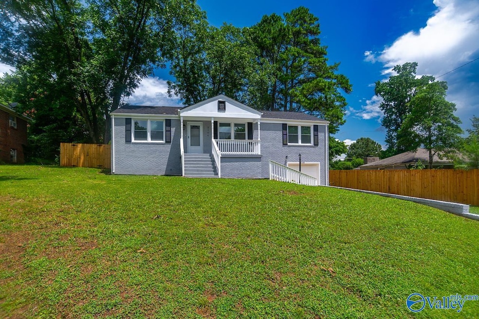 2104 Phillips Rd NW, Huntsville, AL 35810 - photo 1