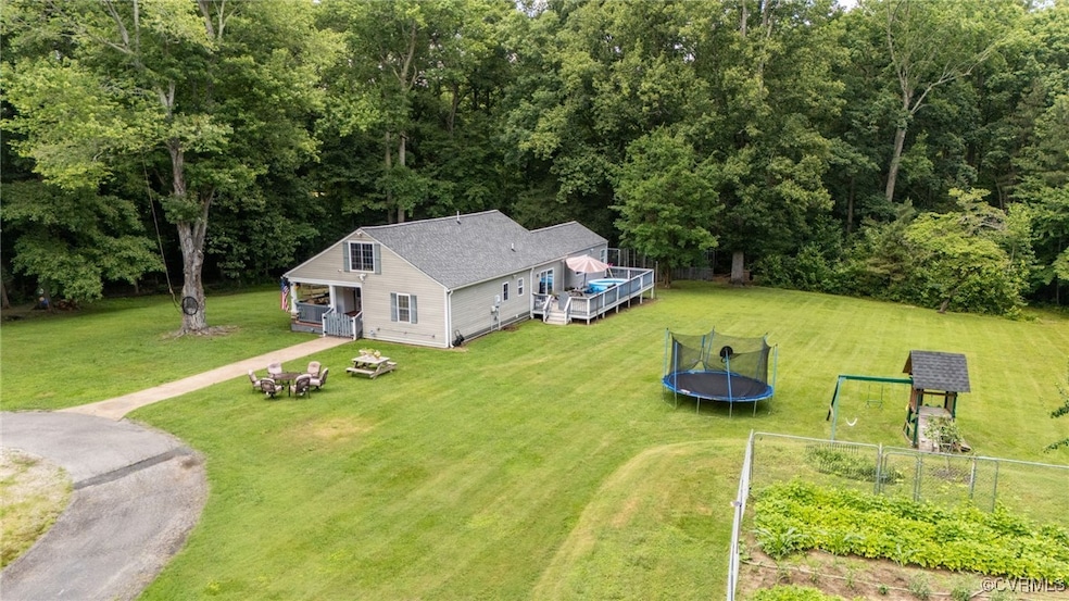 Aerial view of property and surrounding area