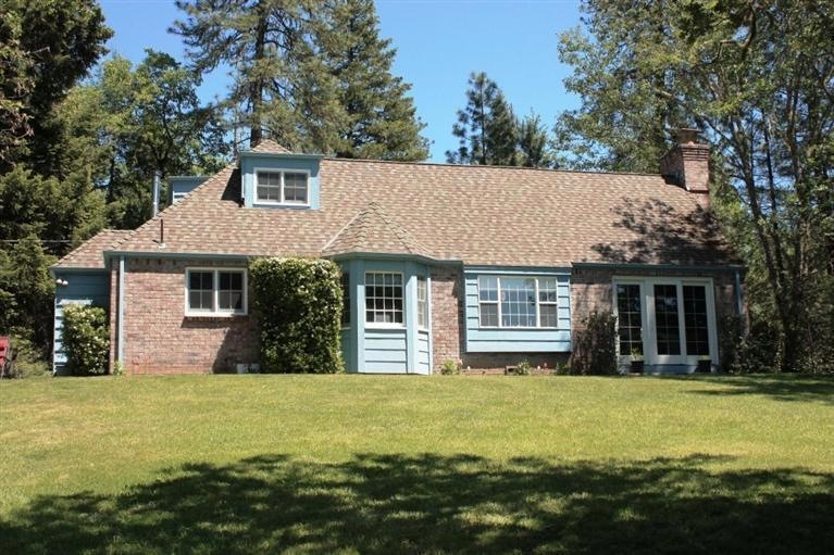 190 Hidden Valley Ln, Rogue River, OR 97537 - photo 1