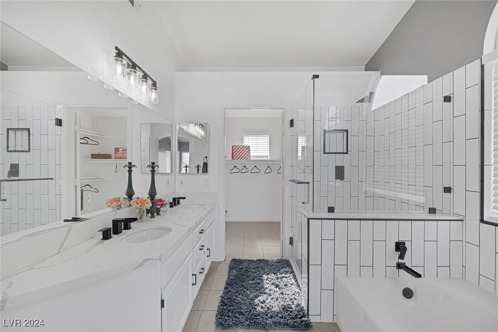 Newly Renovated  - New Faucets  - Countertop - Lig