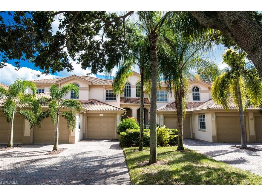 WELCOME HOME TO 515 LAGUNA ROYALE BLVD!