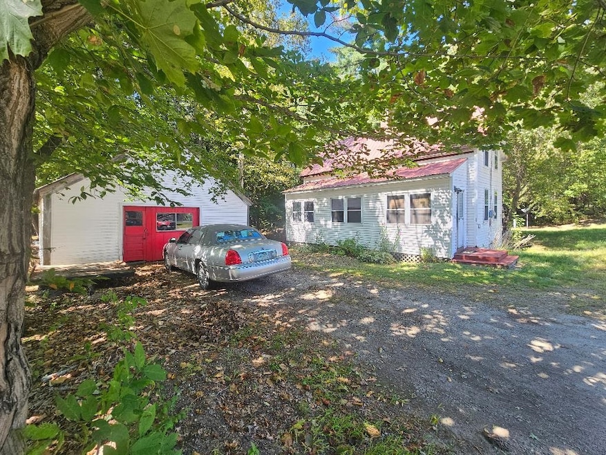 16 Dore St, Center Ossipee, NH 03814 - photo 1