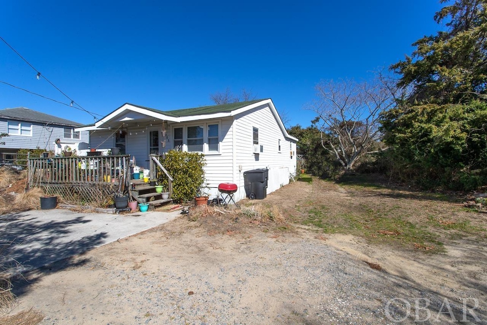 903 7th Ave, Kill Devil Hills, NC 27948 - photo 1