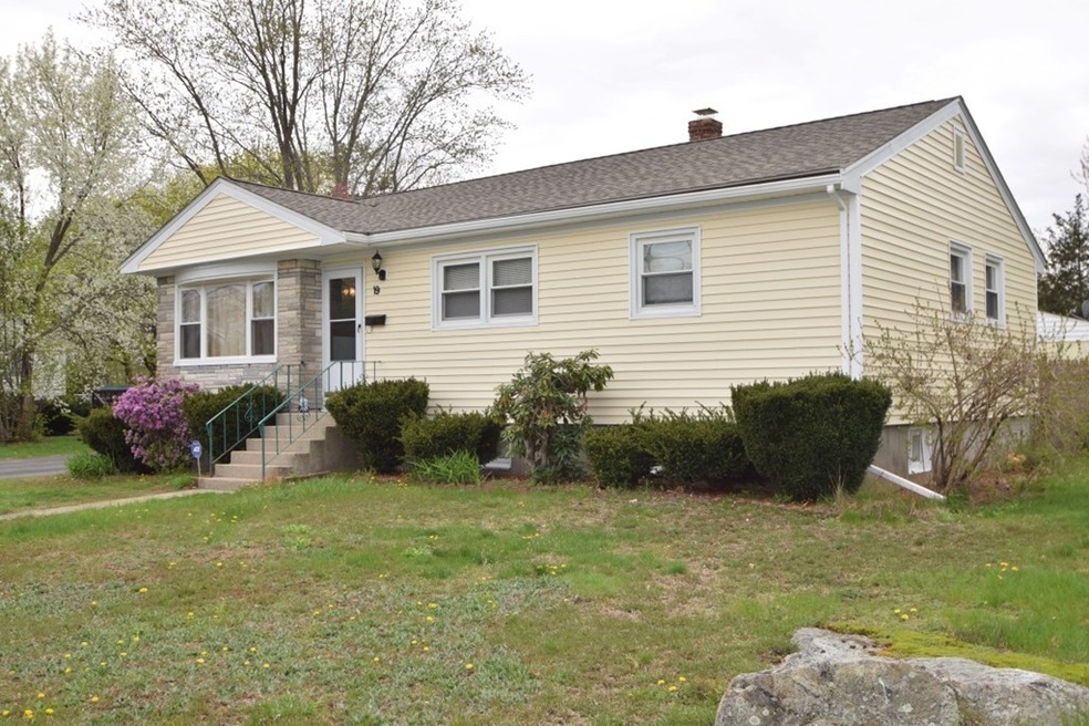 19 Michael Rd, Randolph, MA 02368 - photo 1