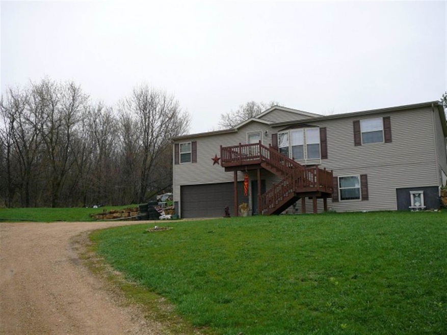 168 N Main St, Potosi, WI 53820 - photo 1