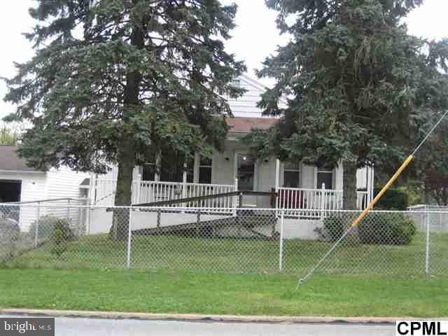 6117 Evelyn St, Harrisburg, PA 17111 - photo 1