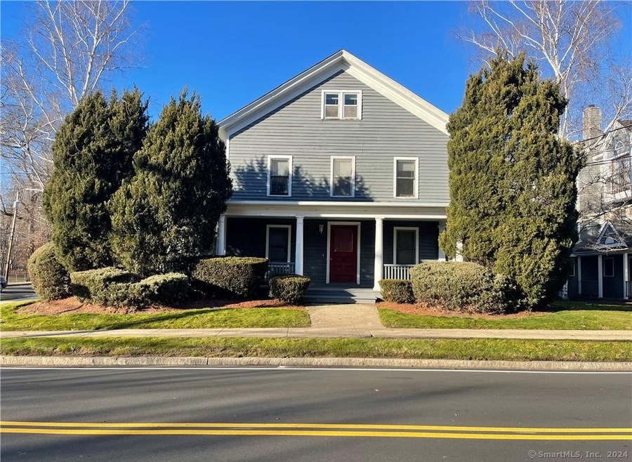 425 Blake St unit 425, New Haven, CT 06515 - photo 1