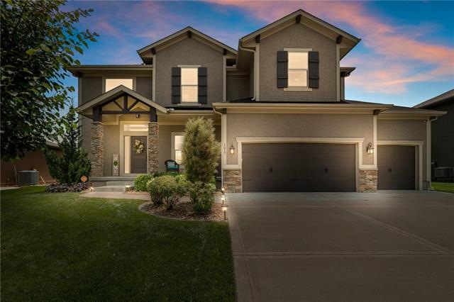 1617 SW 41st St, Lees Summit, MO 64082 - photo 1