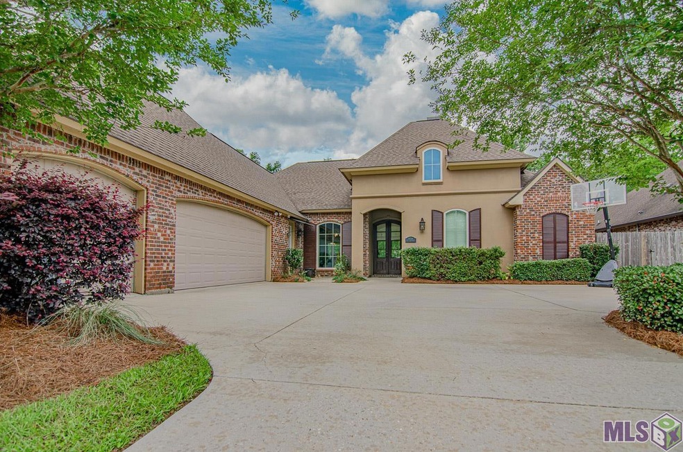 Double Attached Garage ~ Boat Port/Storage Area ~ 