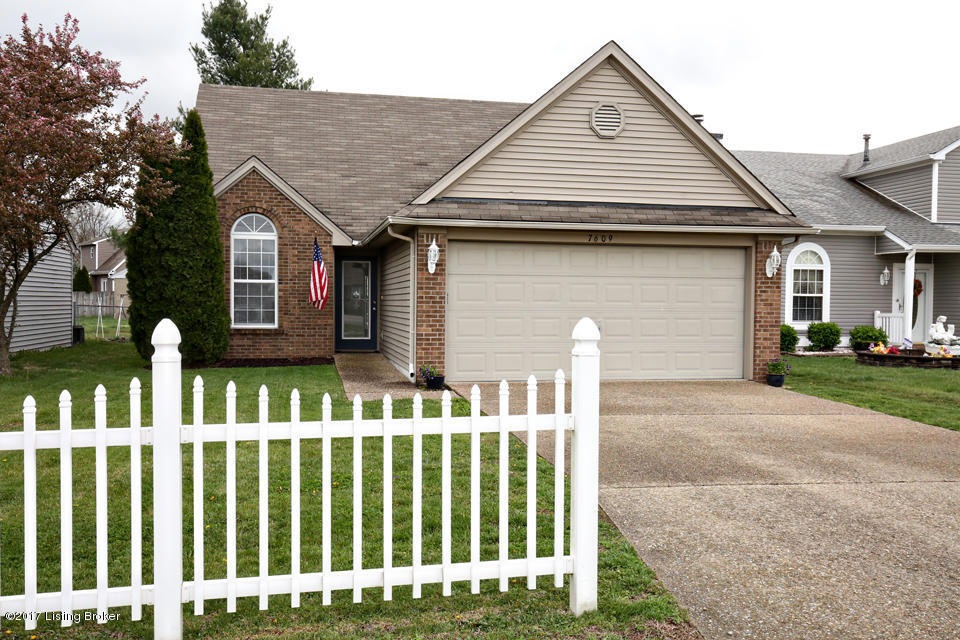 7609 Beulah Church Rd, Louisville, KY 40228 - photo 1