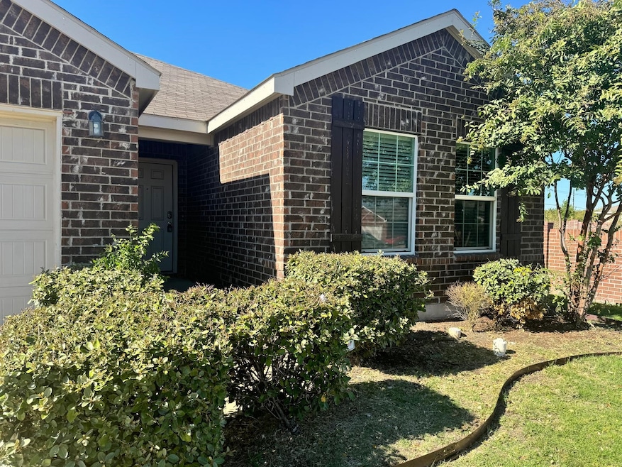 227 Citrus Dr, Royse City, TX 75189 - photo 1