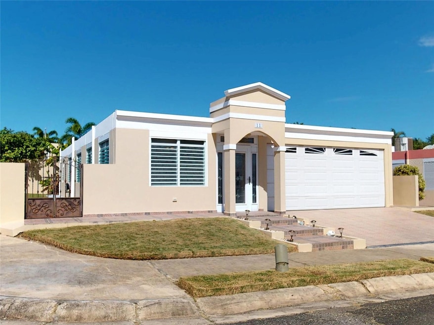 Solar B-7 Urb Ciudad Atlantis Calle 3, Arecibo, PR 00612 - photo 1