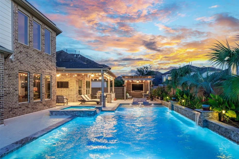 28419 Ashton Meadows Ln, Fulshear, TX 77441 - photo 1