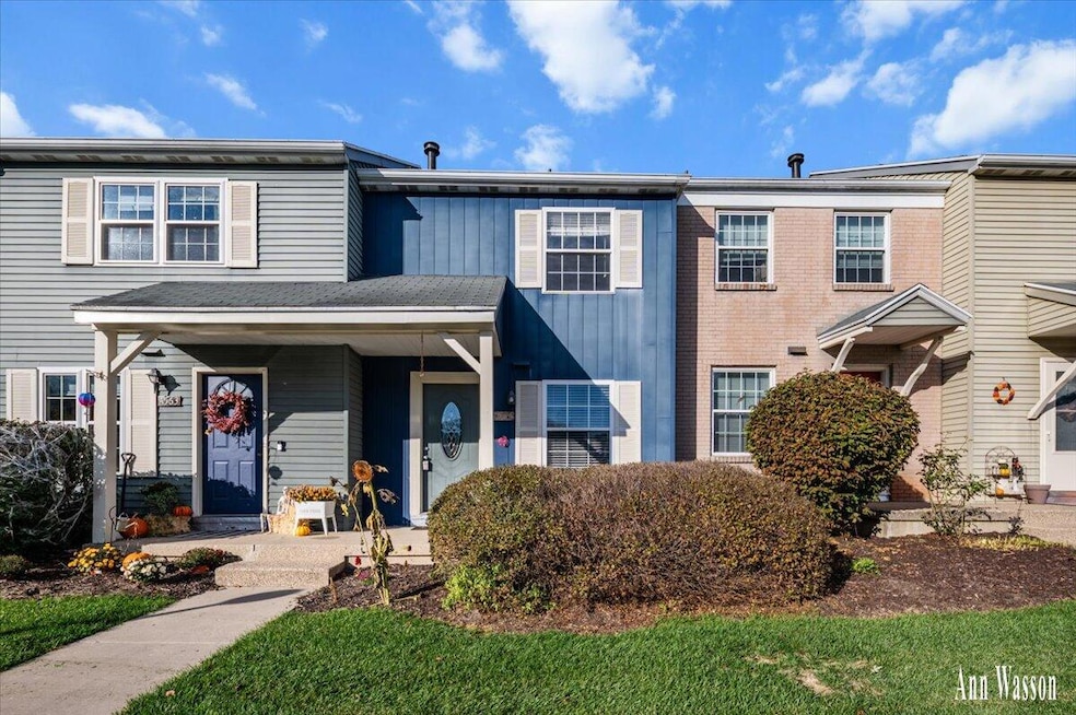 4565 Tabor Rd NW unit 38, Comstock Park, MI 49321 - photo 1