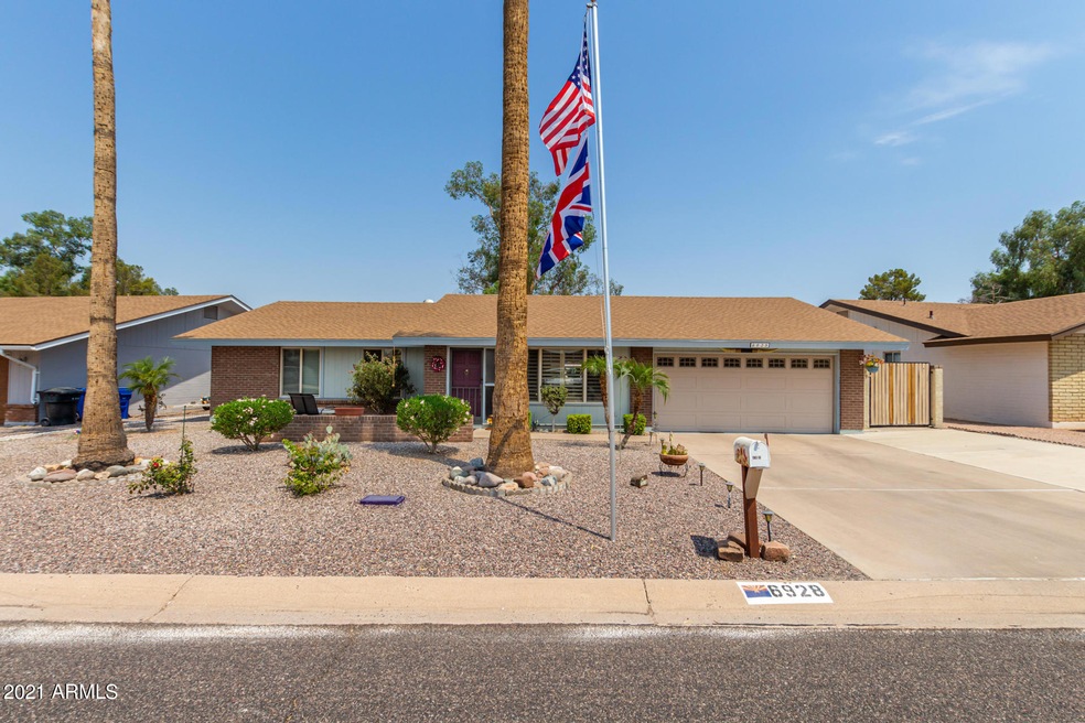 6928 E Florence Ln unit 3, Mesa, AZ 85208 - photo 1