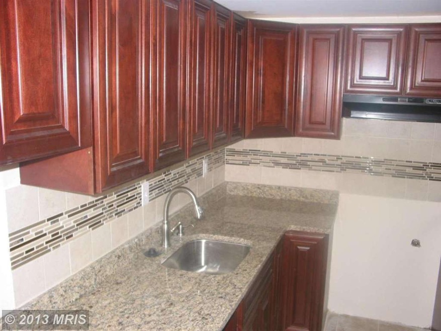 704 Booker Dr, Capitol Heights, MD 20743 - photo 1