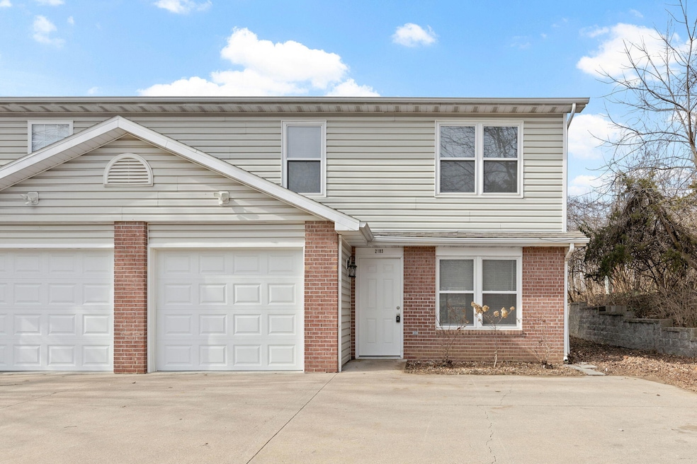 For Rent $1,350/month