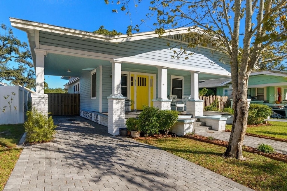 906 E Hamilton Ave, Tampa, FL 33604 - photo 1