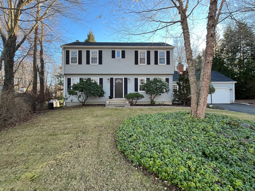 51 Cross Rd, Middlebury, CT 06762 - photo 1