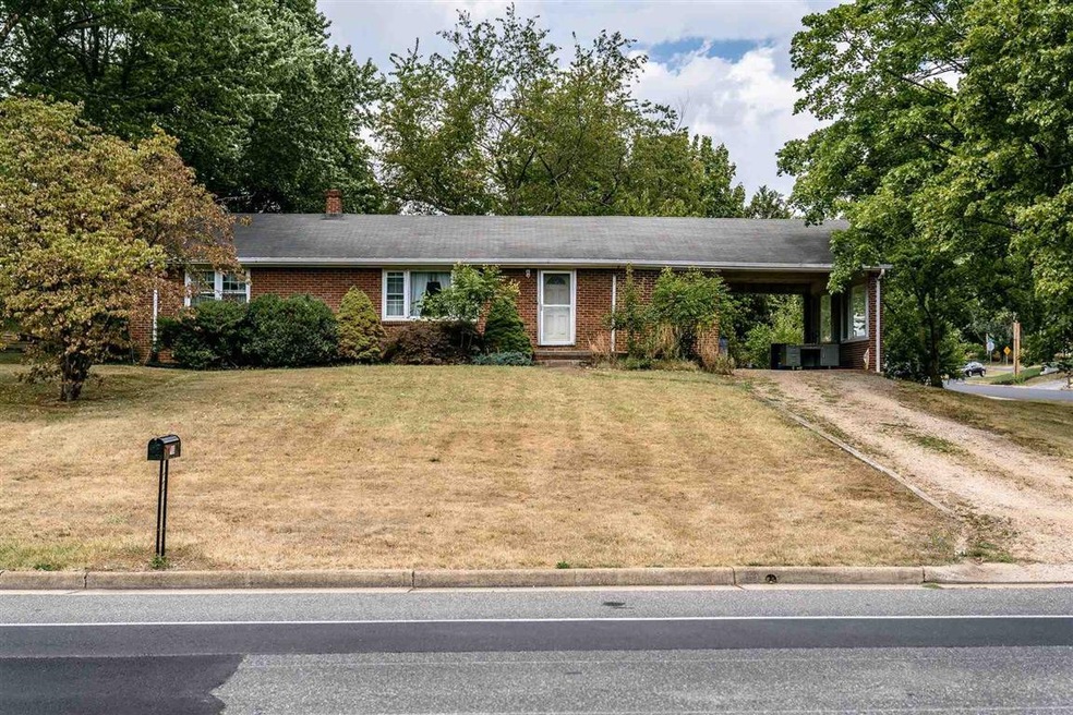 780 Blue Ridge Dr, Harrisonburg, VA 22802 - photo 1