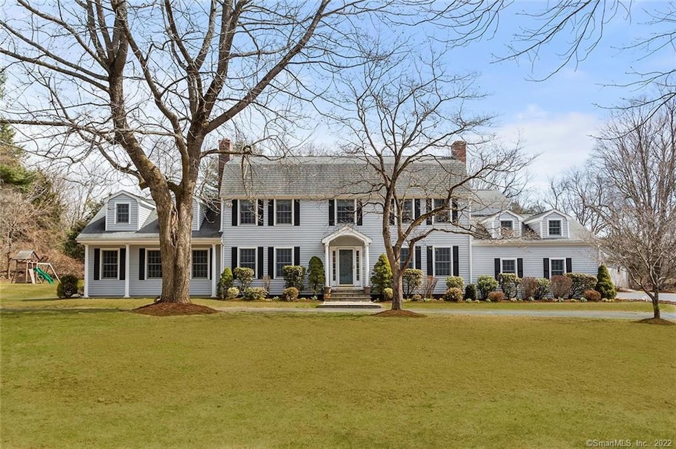 200 Eleven O Clock Rd, Fairfield, CT 06824 - photo 1