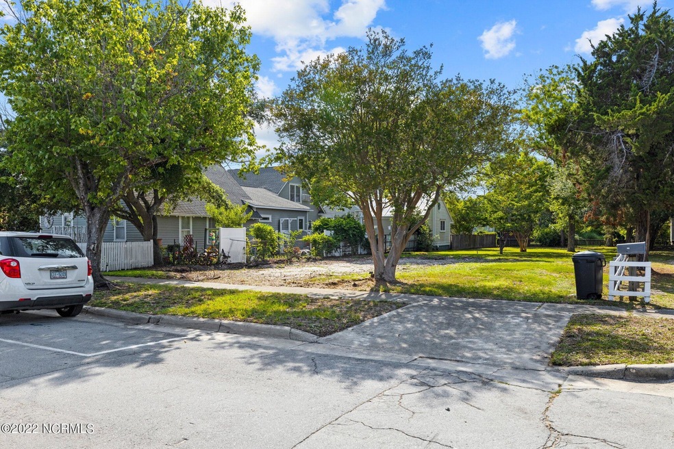 305 Orange St  (2)