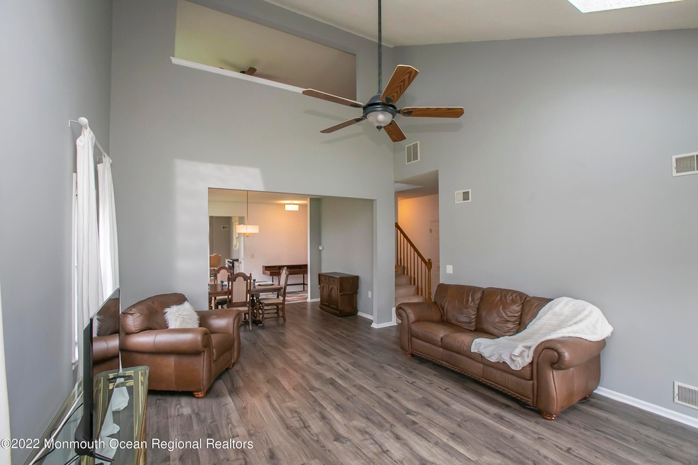 2 Kingston Ct, Monroe Township, NJ 08831 - photo 1