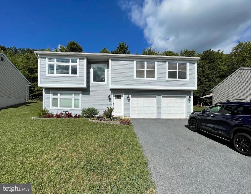 1023 Saylor Dr, Temple, PA 19560 - photo 1