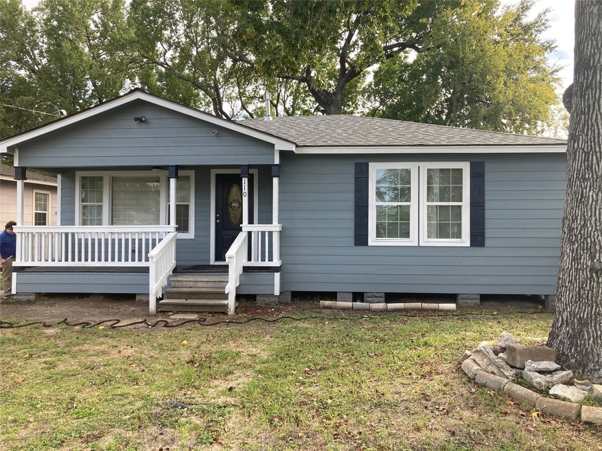 110 Weisenberger Dr, Houston, TX 77022 - photo 1