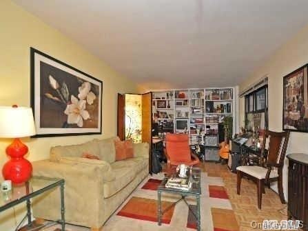 140-21 31st Rd unit 1F, Flushing, NY 11354 - photo 1